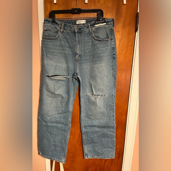 Abercrombie Curve 90’s Relax Jeans - Picture 2 of 4